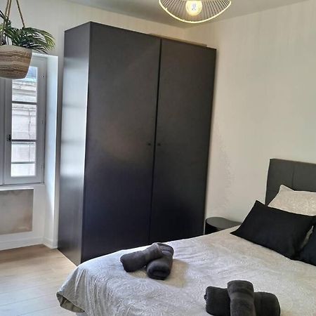 Le Beau Lieu # Hyper Centre # Proche Des Quais Apartment Коняк Екстериор снимка