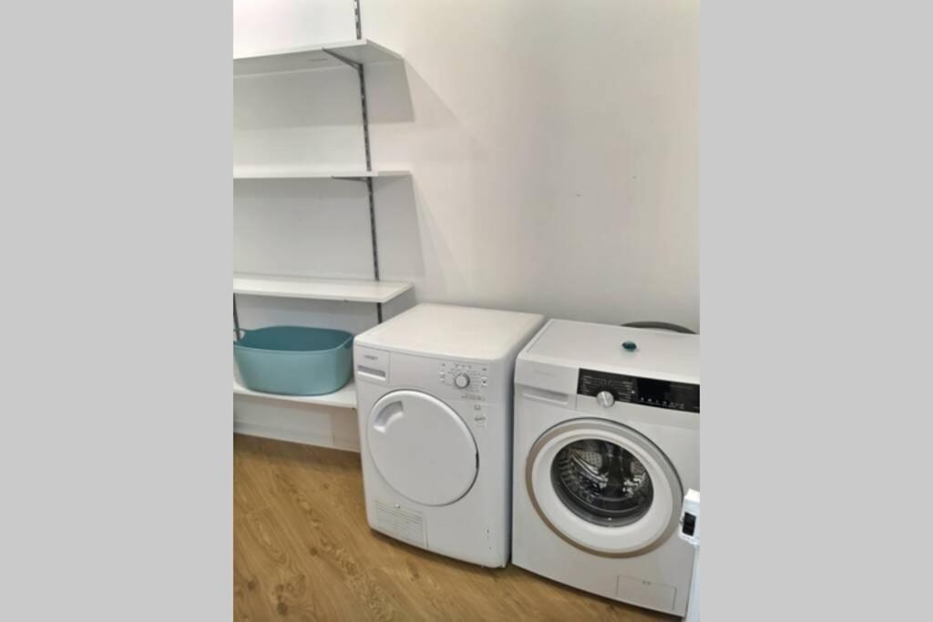 Le Beau Lieu # Hyper Centre # Proche Des Quais Apartment Коняк Екстериор снимка