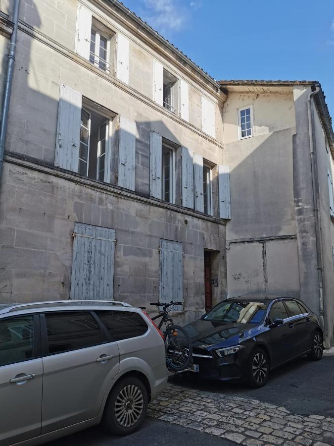Le Beau Lieu # Hyper Centre # Proche Des Quais Apartment Коняк Екстериор снимка